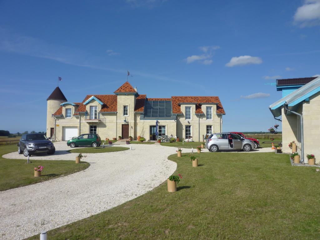 Вилла La Petite France Parnowo Экстерьер фото
